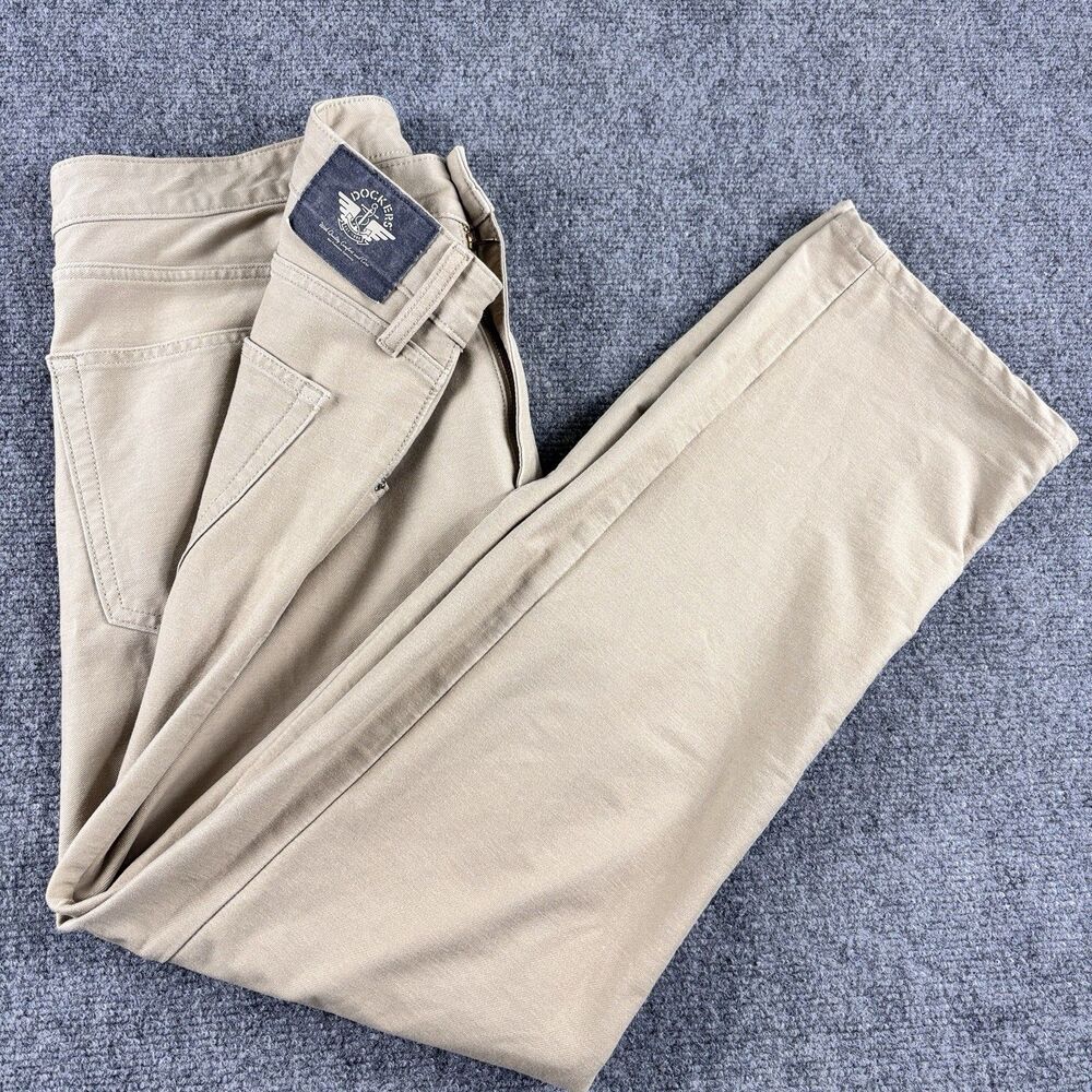 Dockers Pants Mens 33 US 33 Khaki Straight Smart 360 Knit Chino